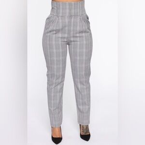 Executed the Task Plaid Trousers - Fashion Nova